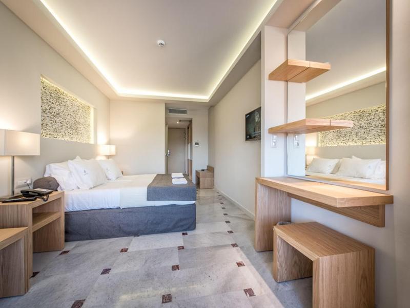 Mediterranee Hotel Planos  Ngoại thất bức ảnh